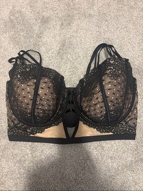 Cacique Black Lace lightly lined multi way strapless Bra 44F (DDD)